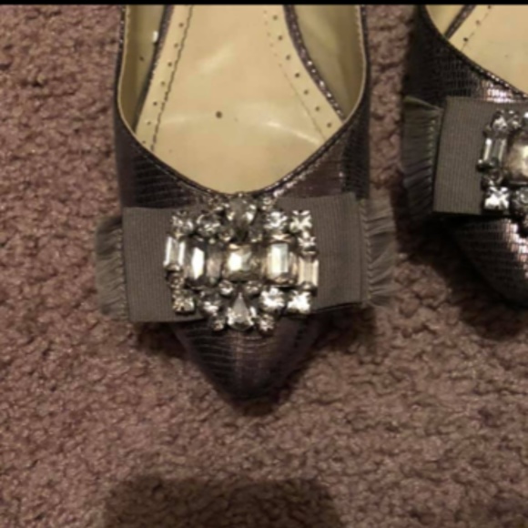 Flats - Picture 2 of 4